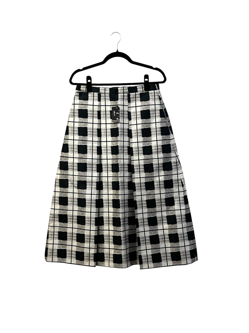 424 Fifth NWT Sculptural Full Midi Skirt Black & White A-Line size 4